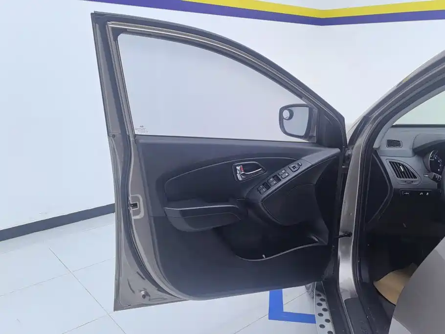 Hyundai ix35 — миниатюра 7