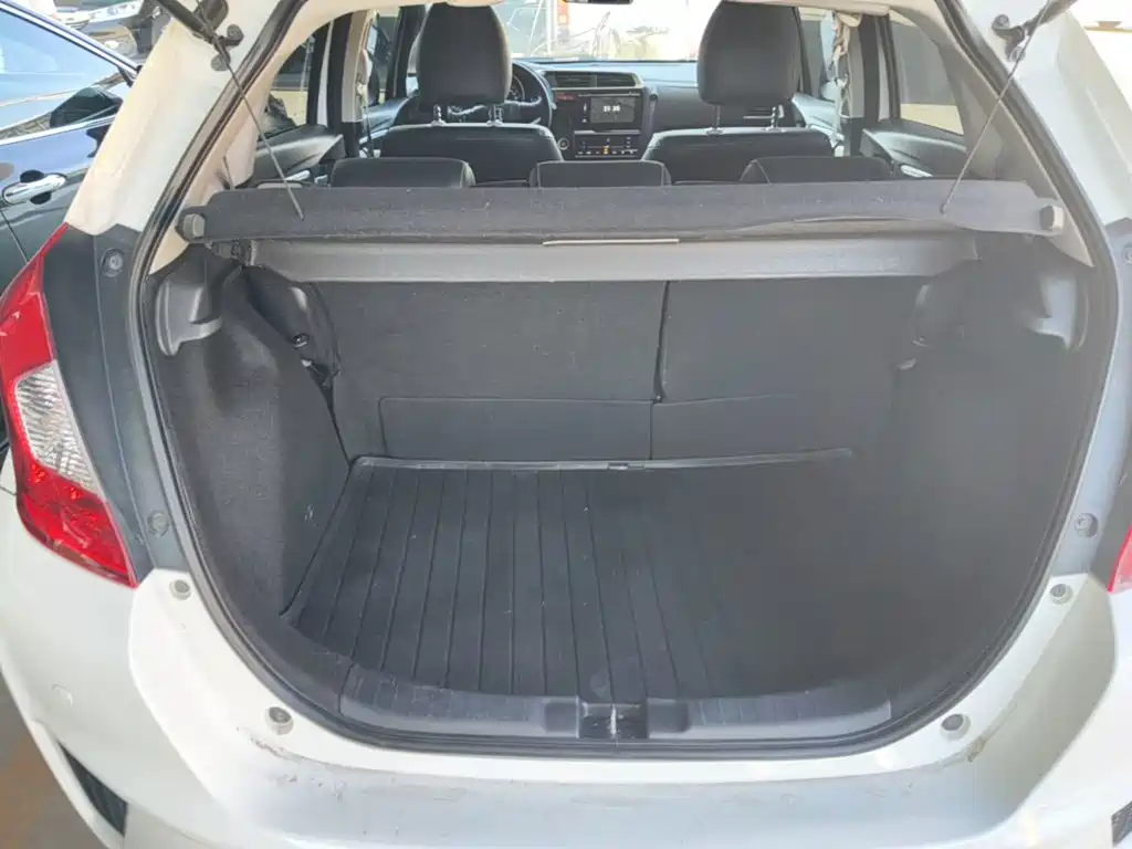 Honda Fit — миниатюра 19