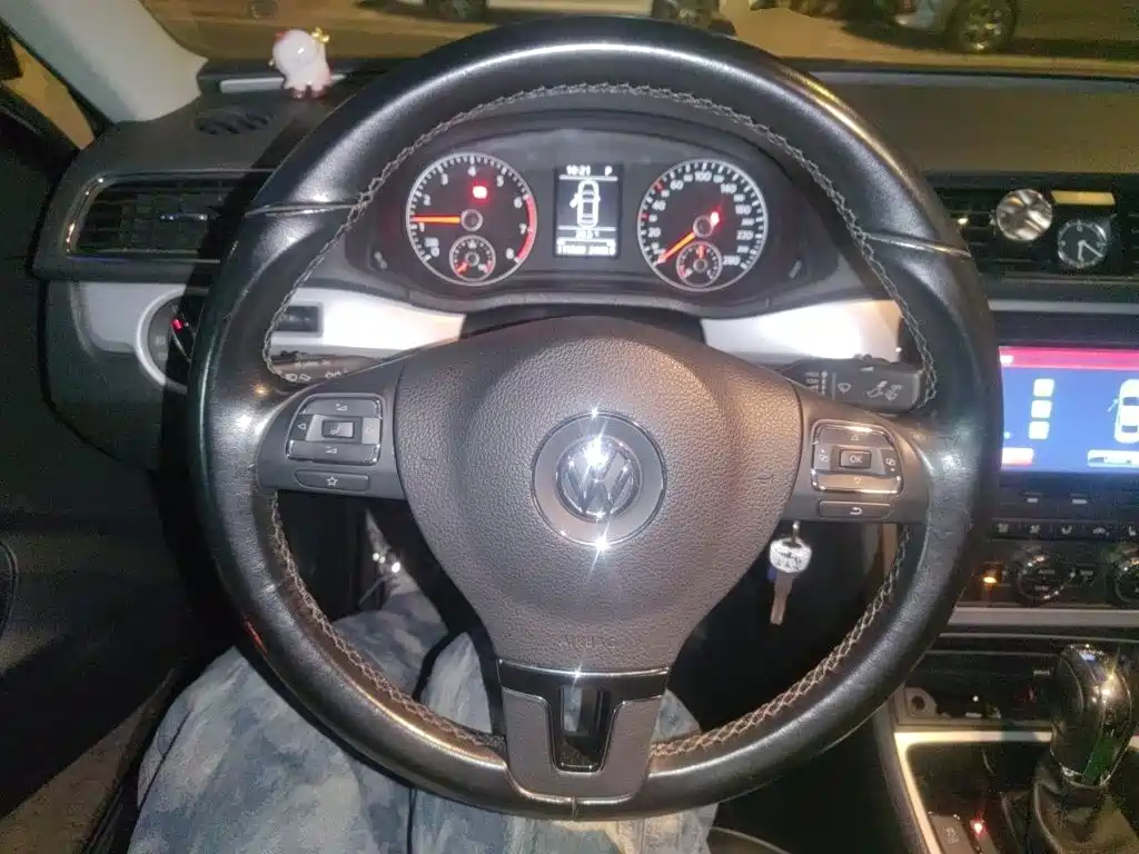 Volkswagen Passat — миниатюра 11