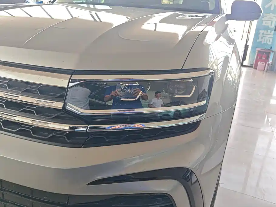 Volkswagen Teramont — миниатюра 5