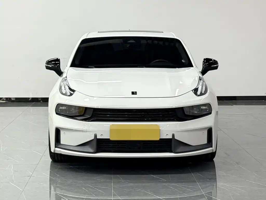 Lynk & Co 03 — миниатюра 2