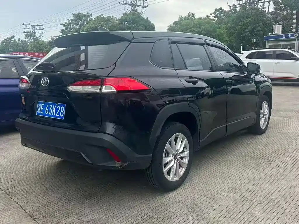 Toyota Corolla Cross - фото 5