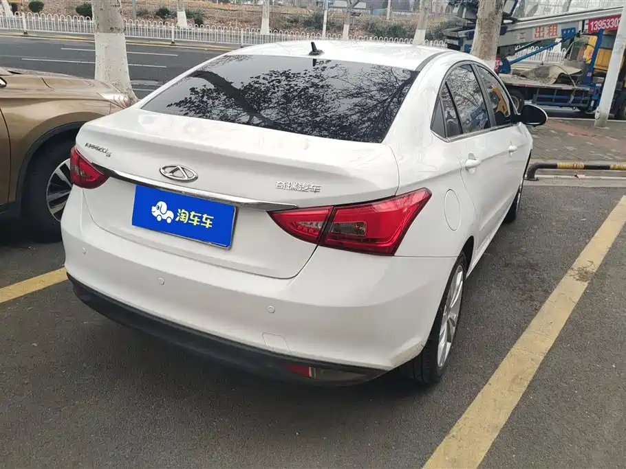 CHERY ARRIZO 5