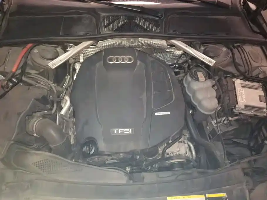 Audi A4L — миниатюра 10