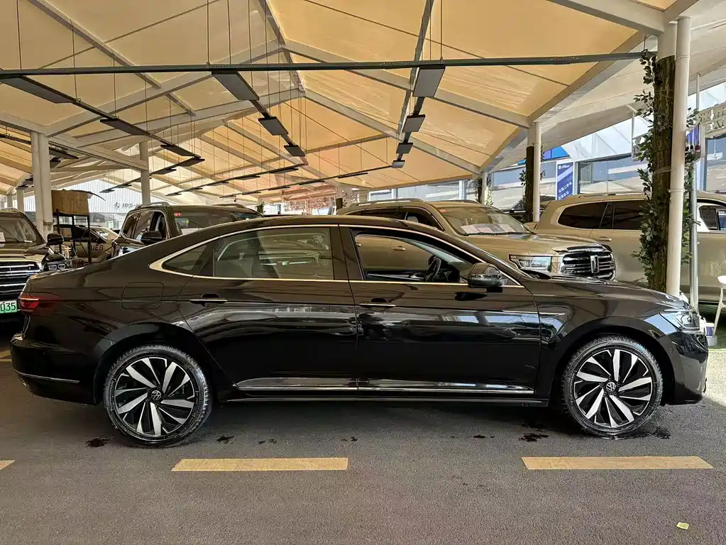 Volkswagen Passat — миниатюра 5