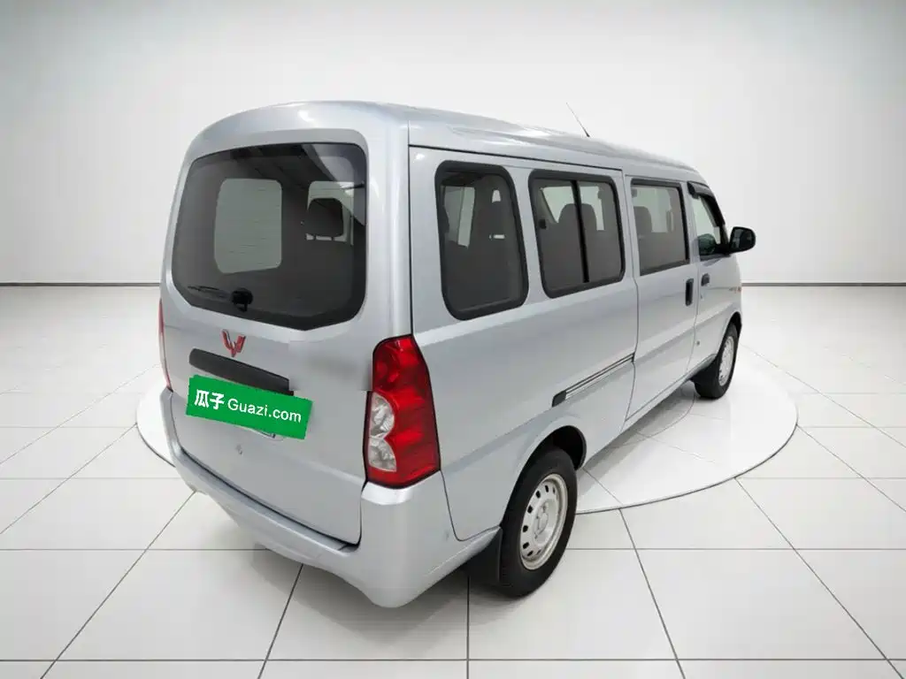 Wuling Rongguang — миниатюра 4