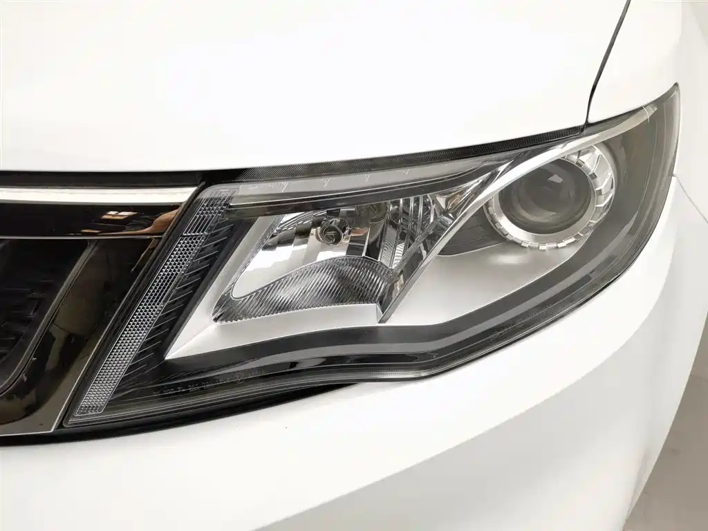 Geely Boyue 2018 2.0L MT