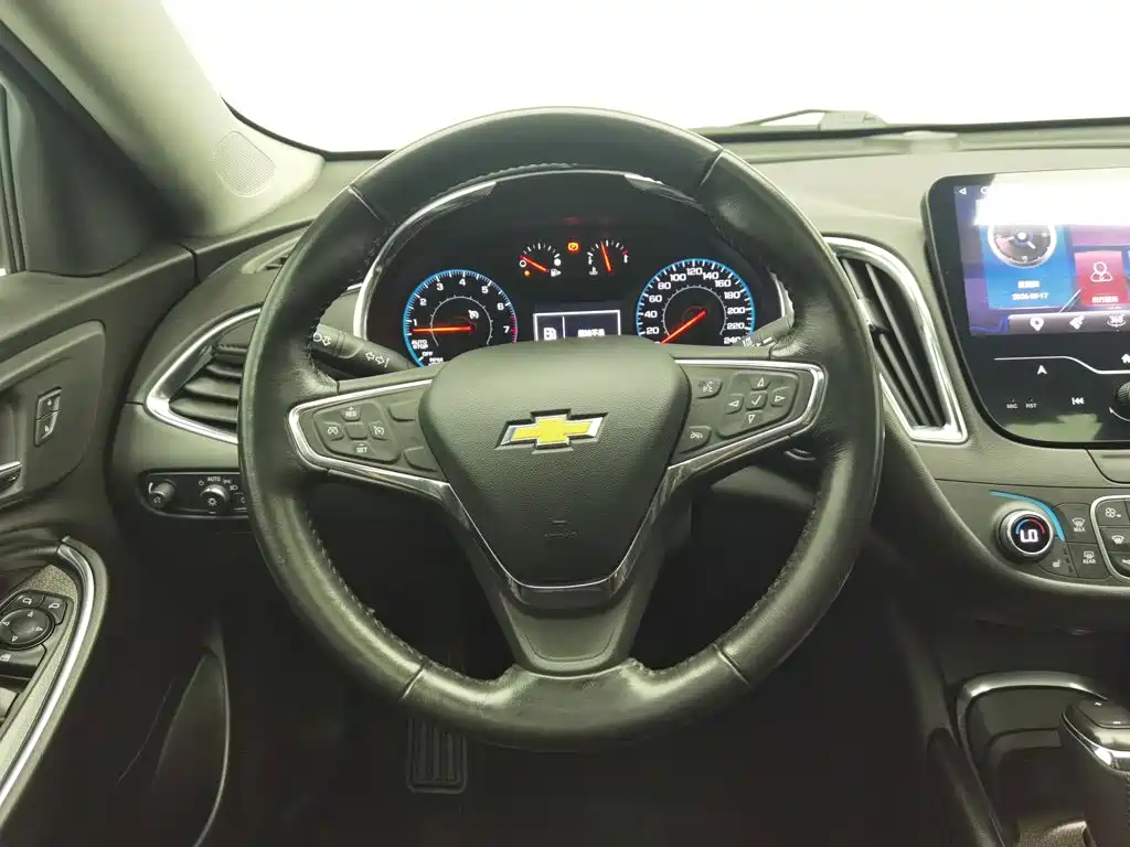 Chevrolet Malibu XL — миниатюра 11