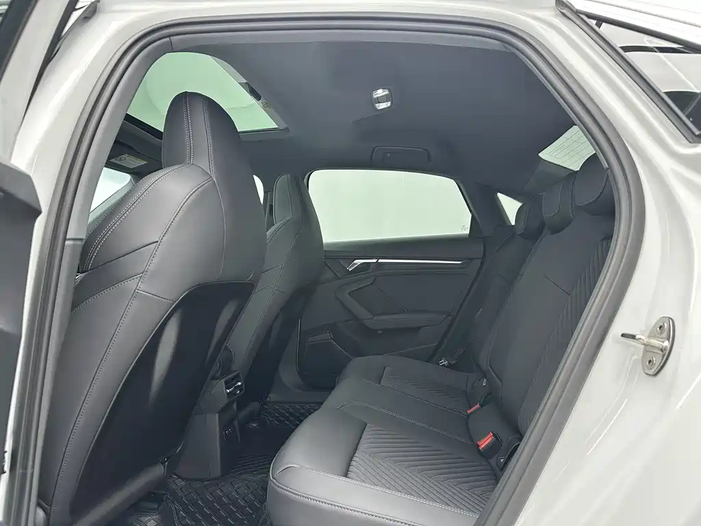 Audi A3 2023 A3L Limousine 35 TFSI Fashion Sport