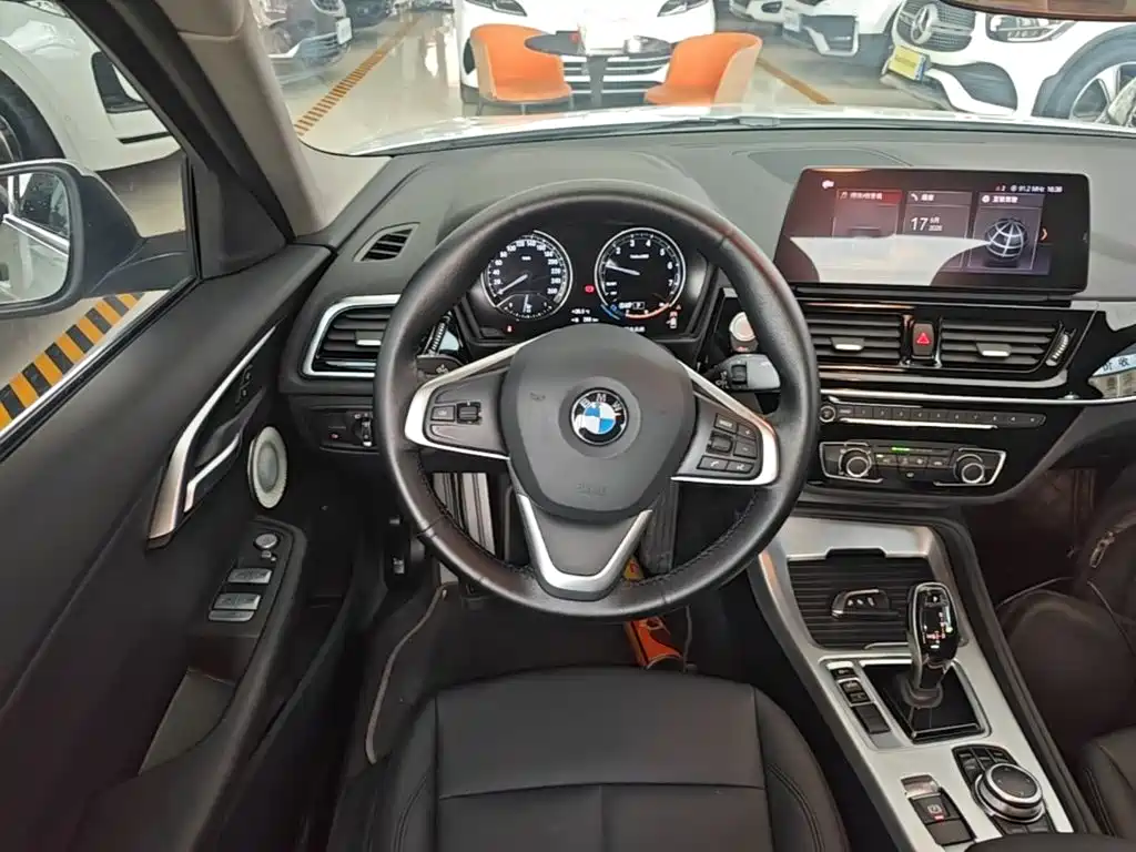 BMW 1 Series — миниатюра 11