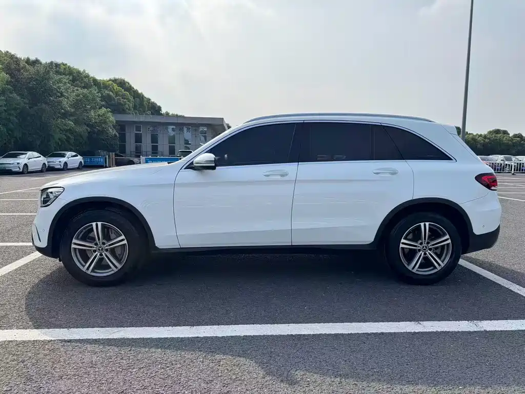 Mercedes-Benz GLC 2021 GLC 260 L 4MATIC Luxury