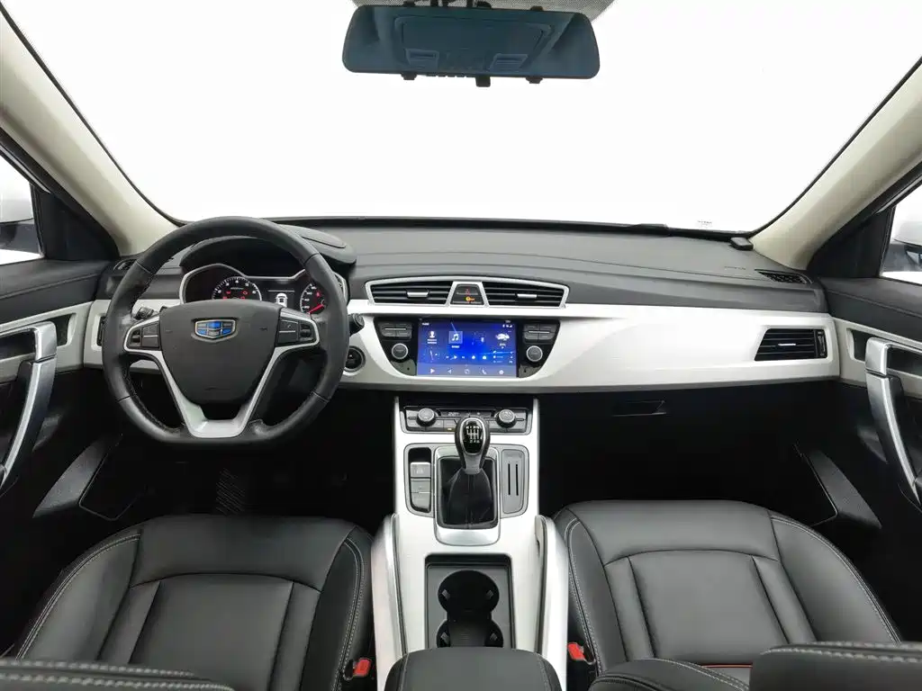 Geely Boyue 2018 2.0L MT