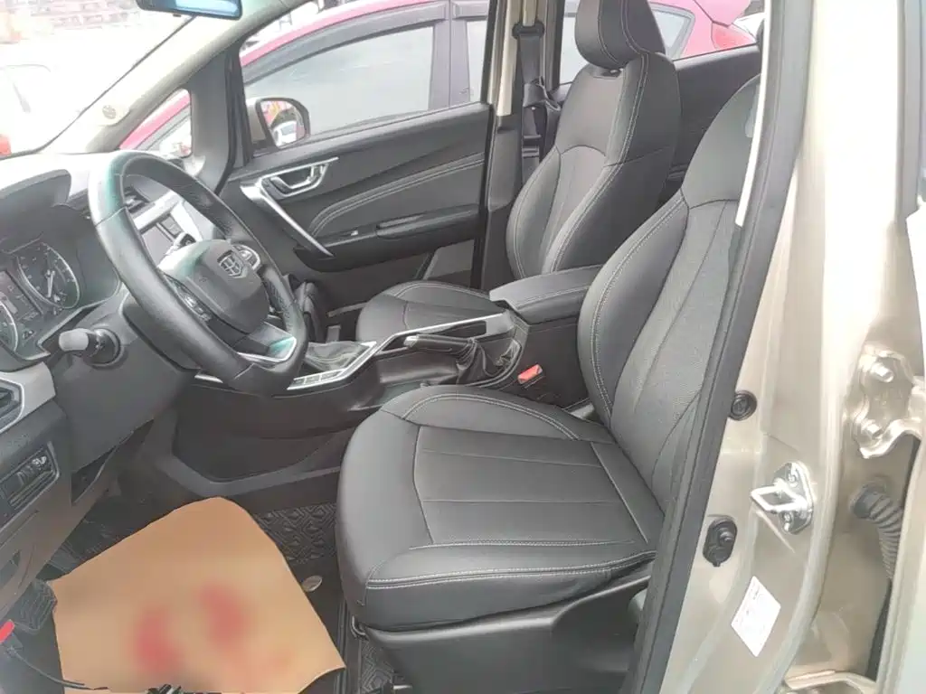 Geely Vision X3 — миниатюра 15