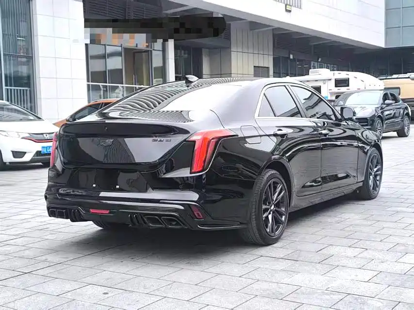 Cadillac CT4 2022 28T Luxury
