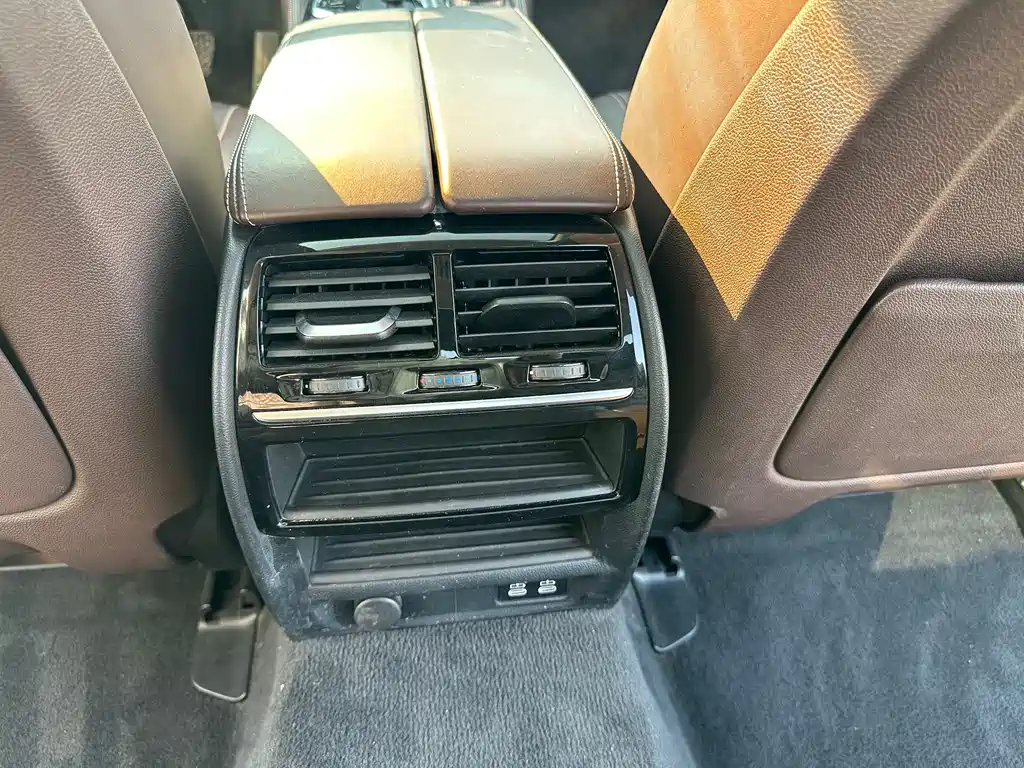 BMW 5 SERIES NEW ENERGY