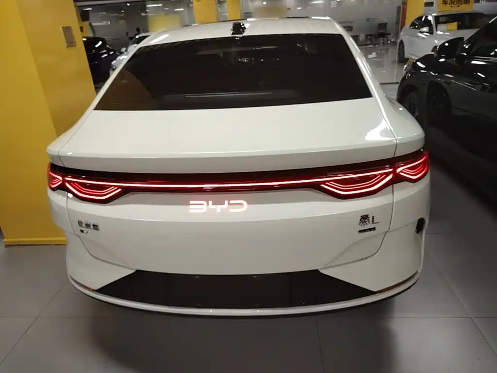 BYD Qin L — миниатюра 6