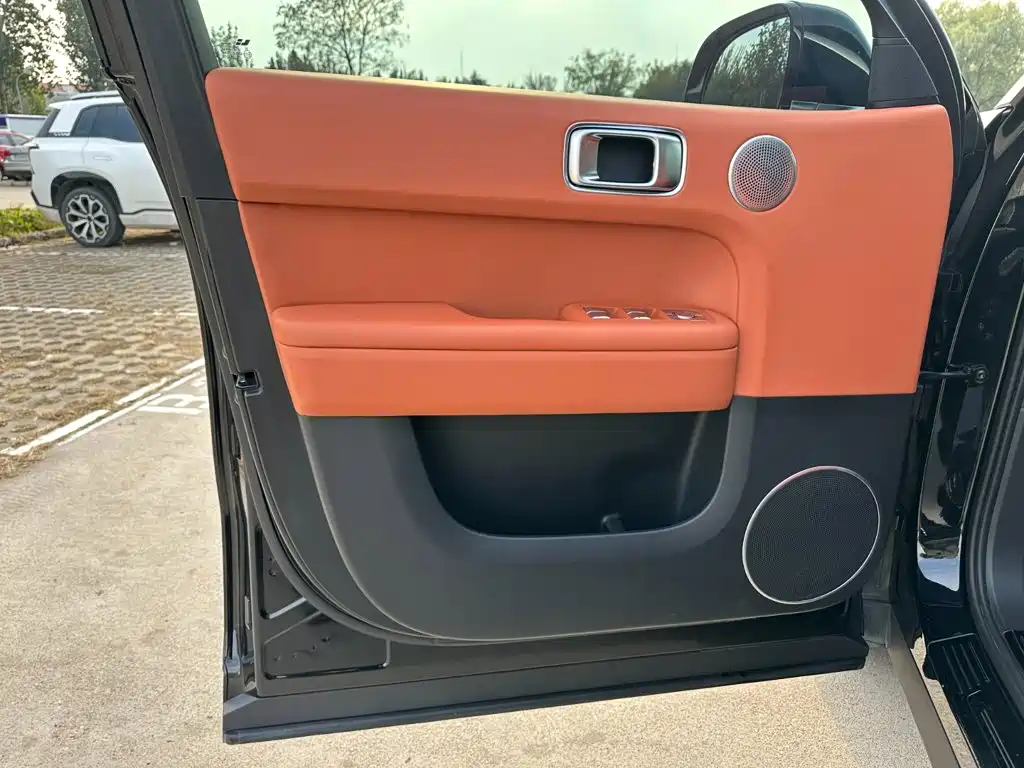Li Auto Li L6 — миниатюра 12