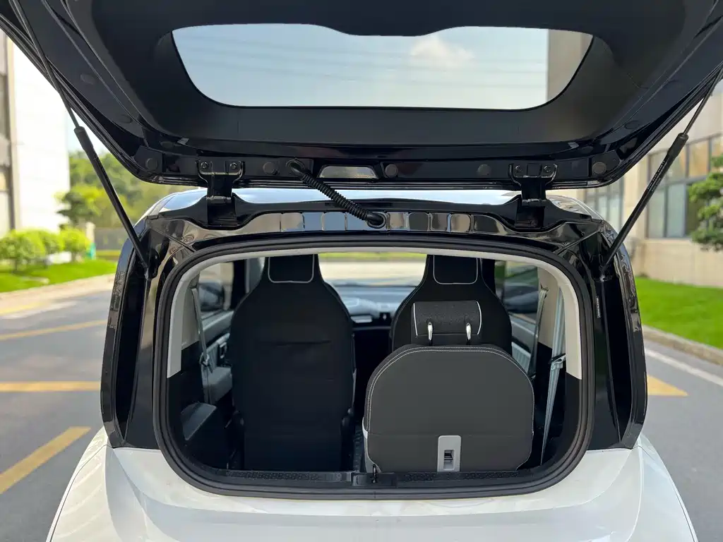 Baojun E300 — миниатюра 8