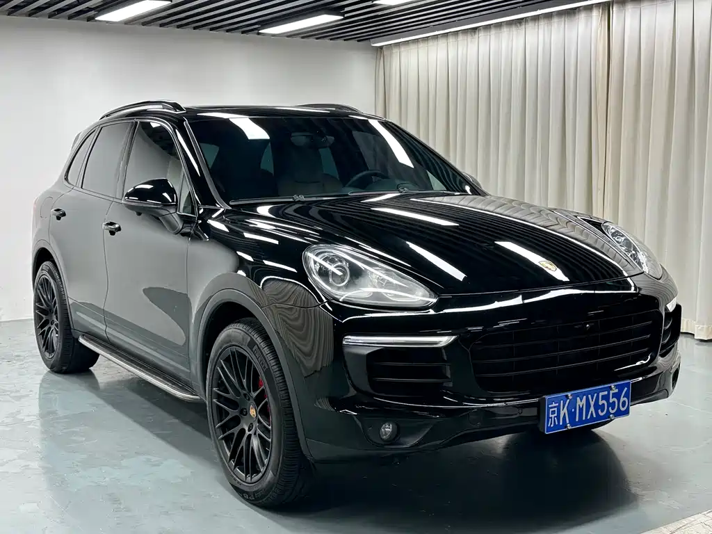 Porsche Cayenne — миниатюра 3