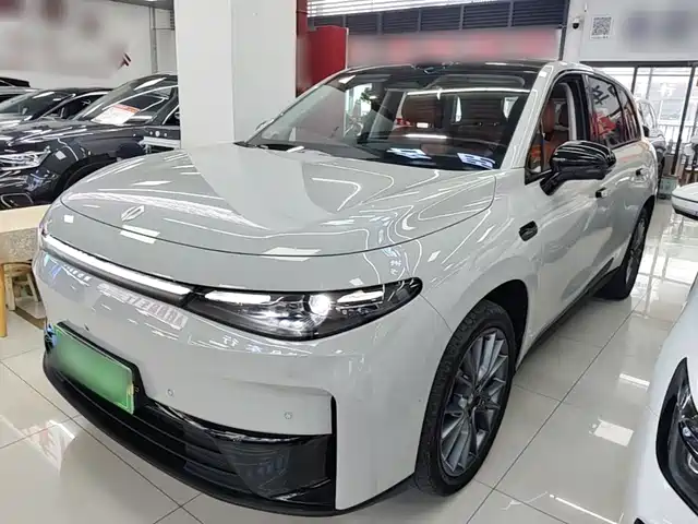2025 Leapmotor C10