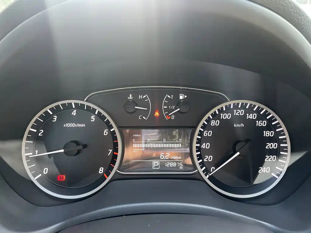 Nissan Sylphy — миниатюра 7