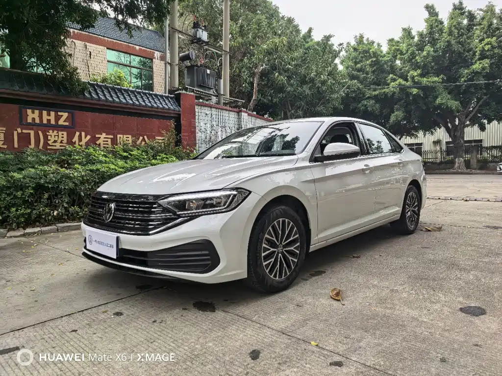 Volkswagen Sagitar