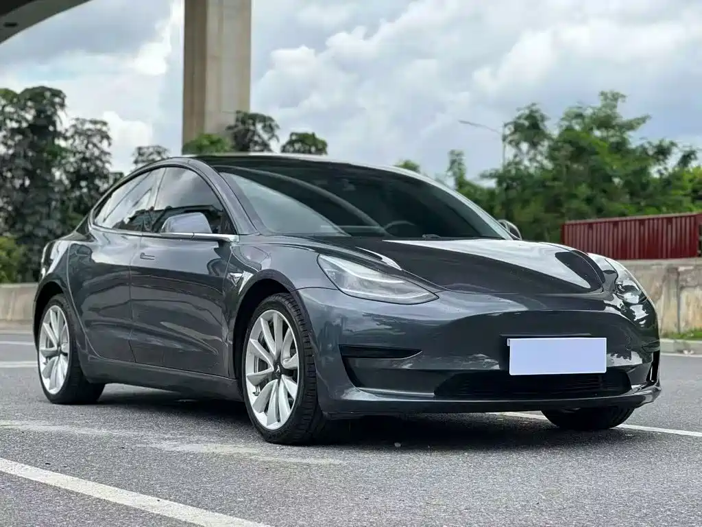 Tesla Model 3 — фотографии объявления, Фото 13