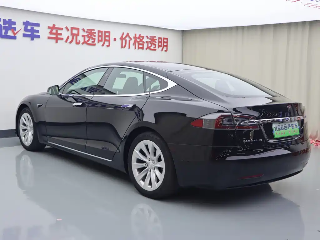 Tesla Model S — миниатюра 23