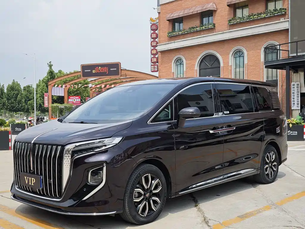 Hongqi HQ9 2023 2.0T