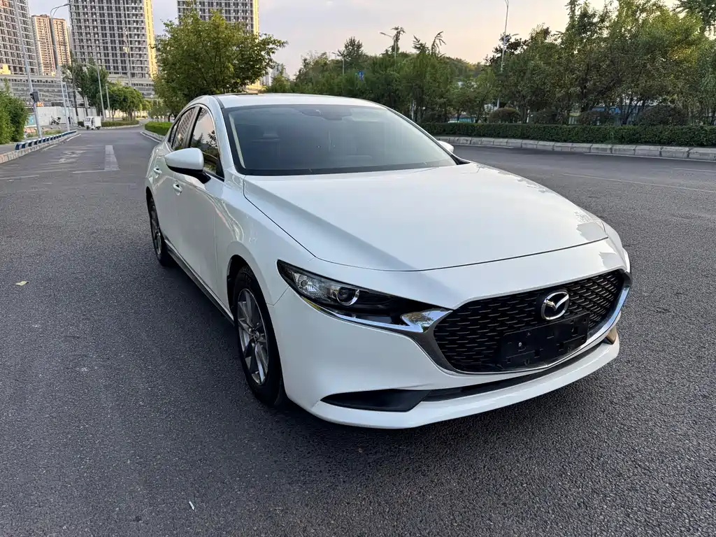 Mazda 3 Axela — миниатюра 3