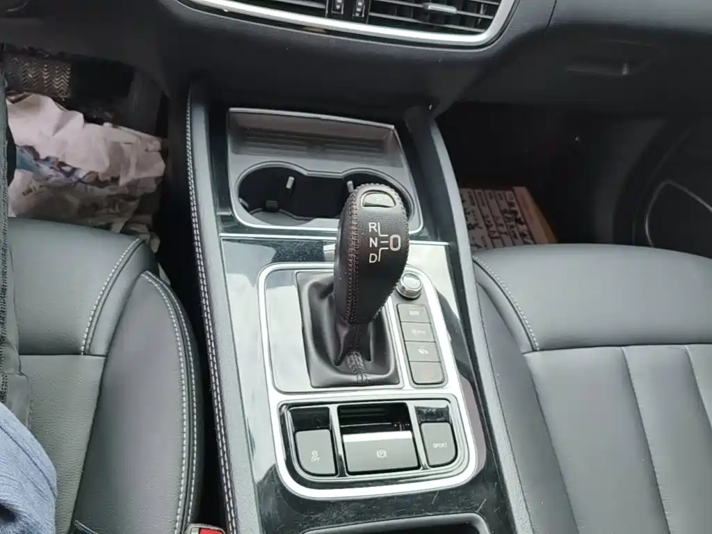 BYD MAX — миниатюра 14