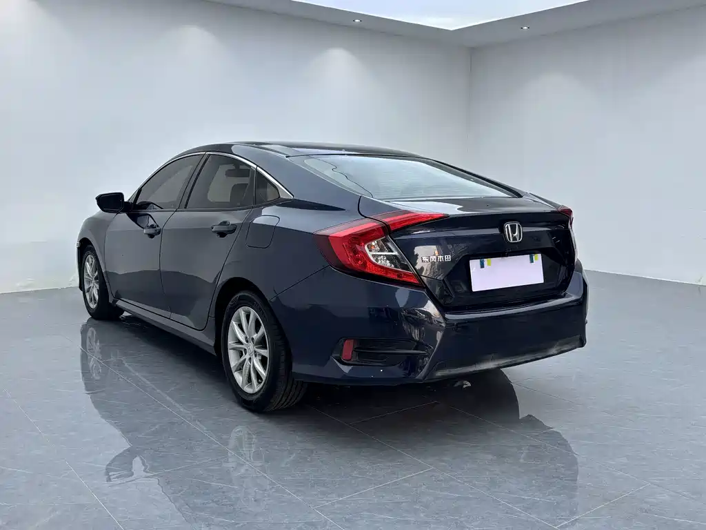 Honda Civic — миниатюра 17