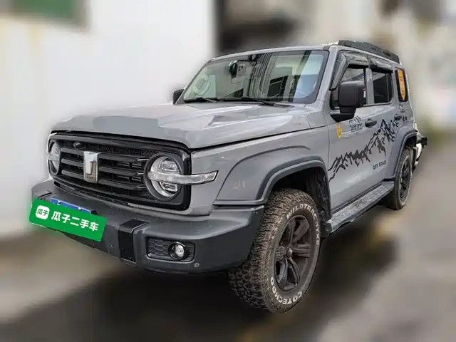 2023 TANK 300