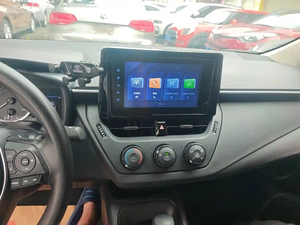 Toyota Corolla — миниатюра 13