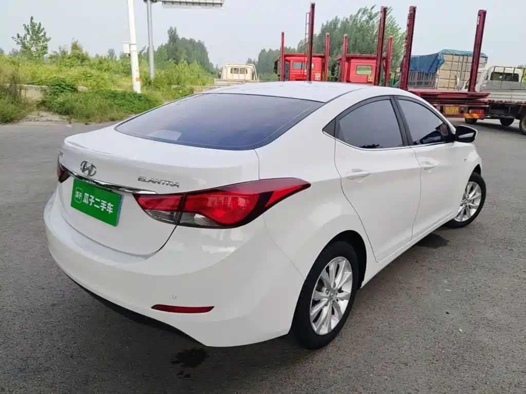 Hyundai Elantra Langdong — миниатюра 7
