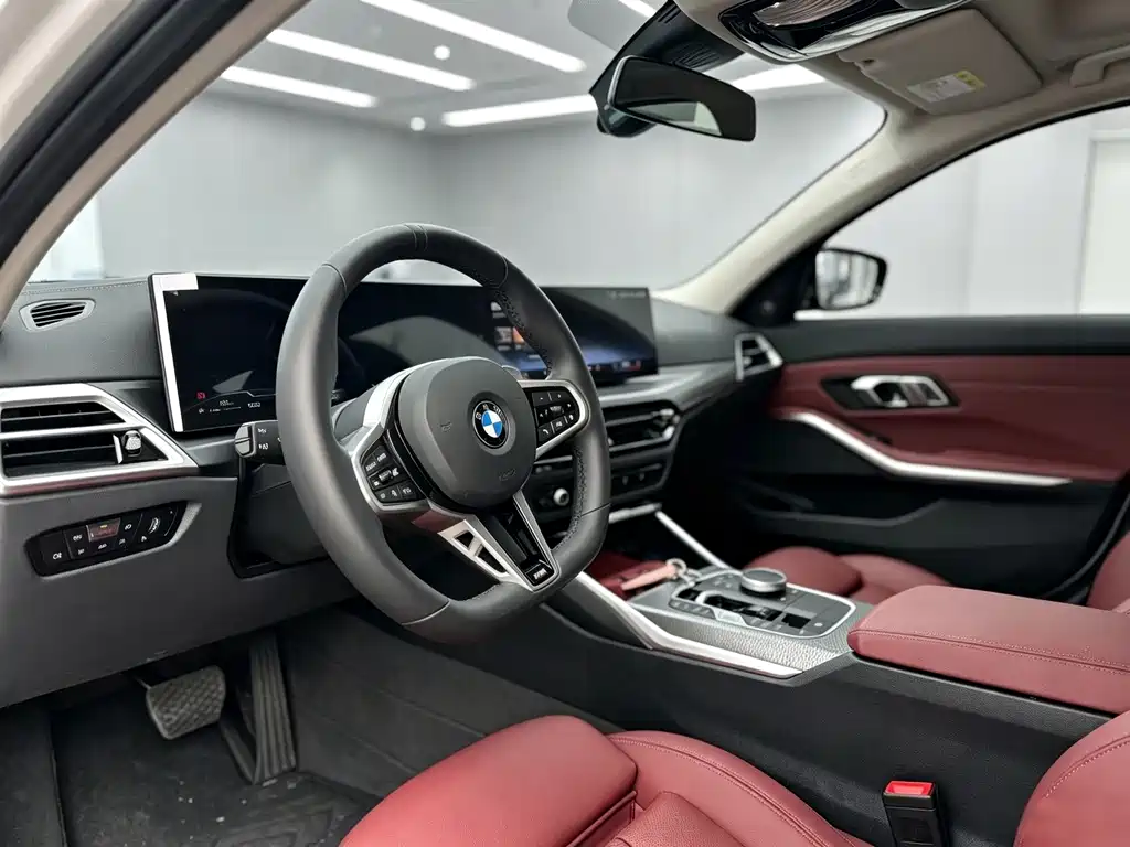 BMW 3 Series 3 2025 330Li M Sport