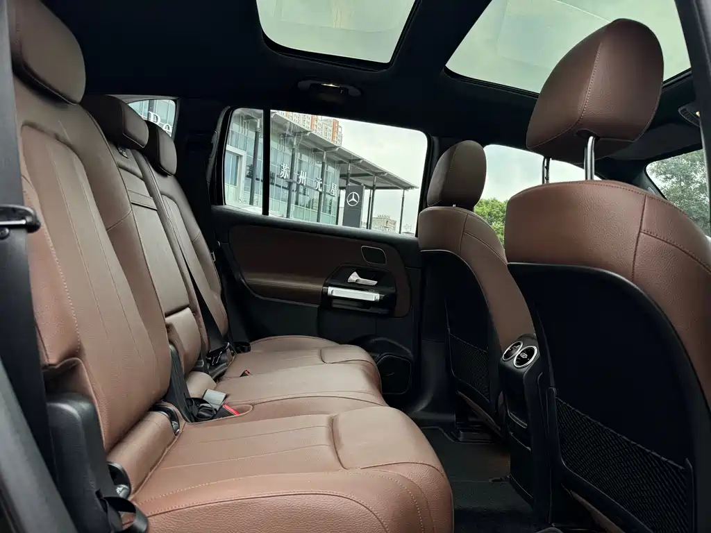 Mercedes-Benz EQB — миниатюра 13