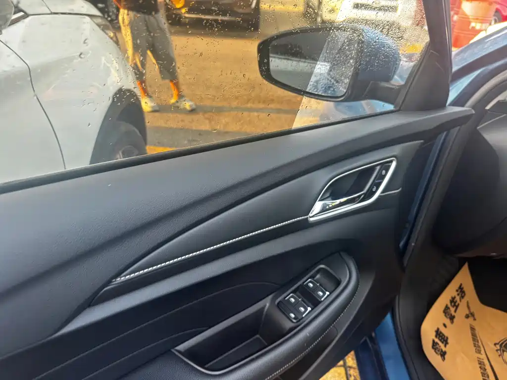 Roewe Ei5 — миниатюра 11
