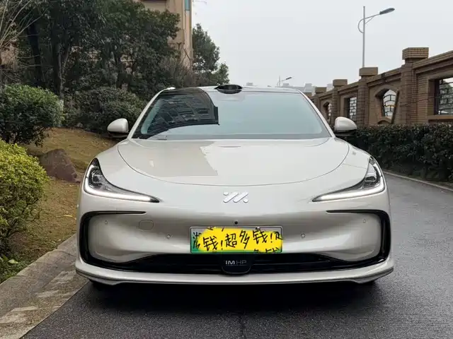 ZHIJI AUTOMOBILE ZHIJI L6 2024