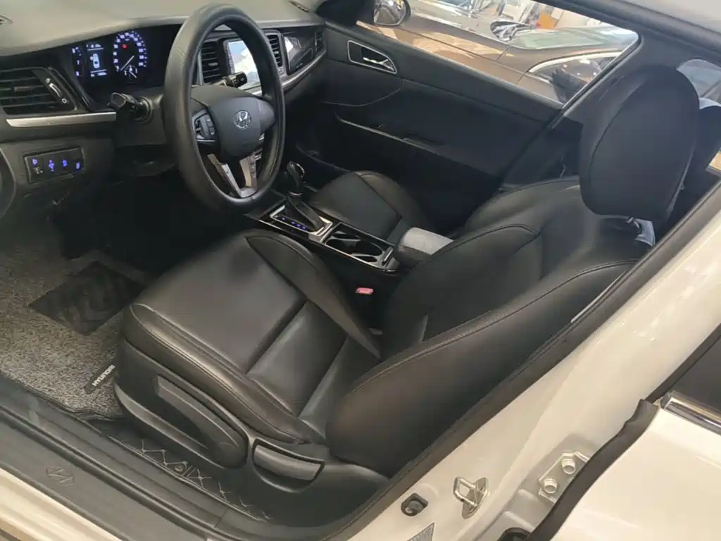 Hyundai Mistra — миниатюра 15