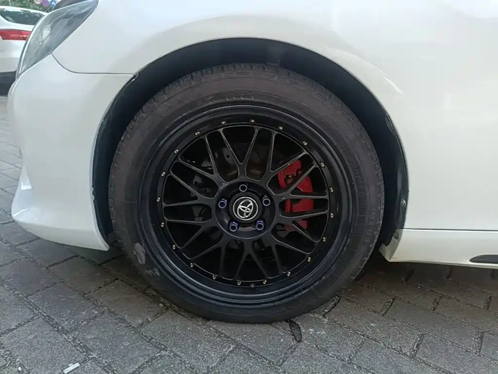 Toyota Reiz — миниатюра 23