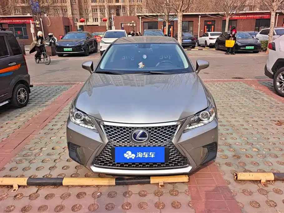 LEXUS CT