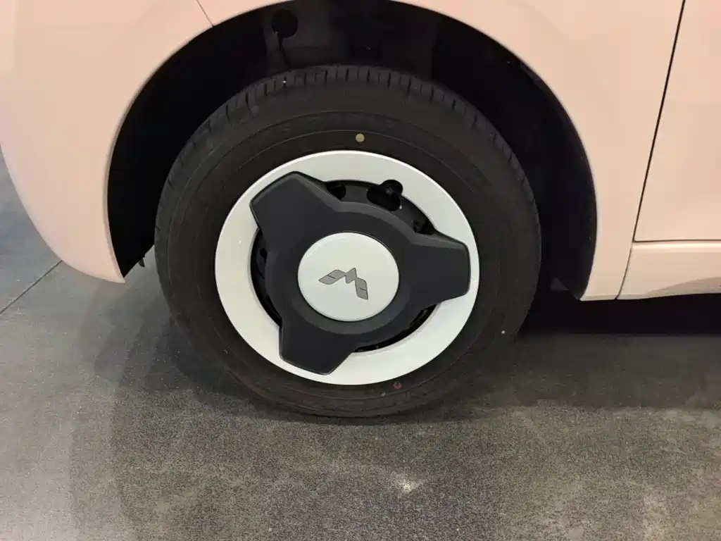 Wuling MINIEV — миниатюра 23