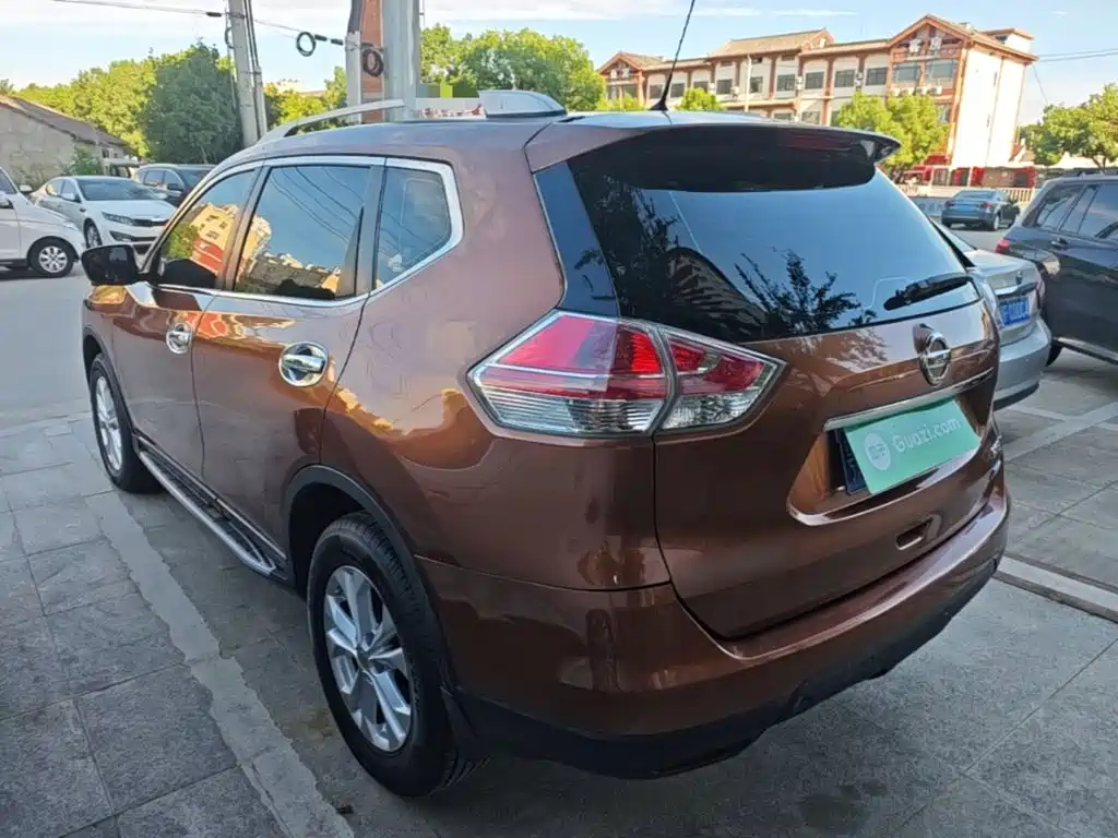 Nissan X-Trail — миниатюра 5