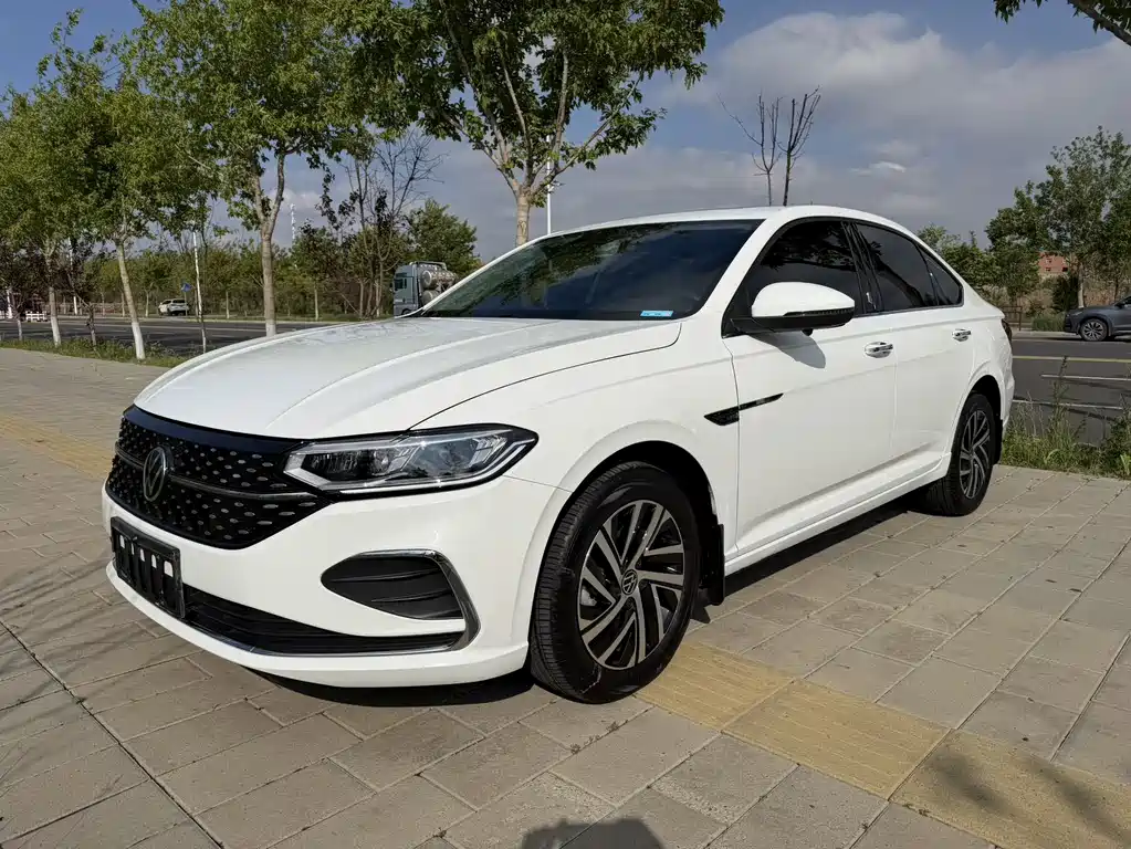 Купить Volkswagen Lavida