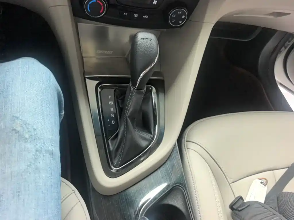 Buick Excelle — миниатюра 14
