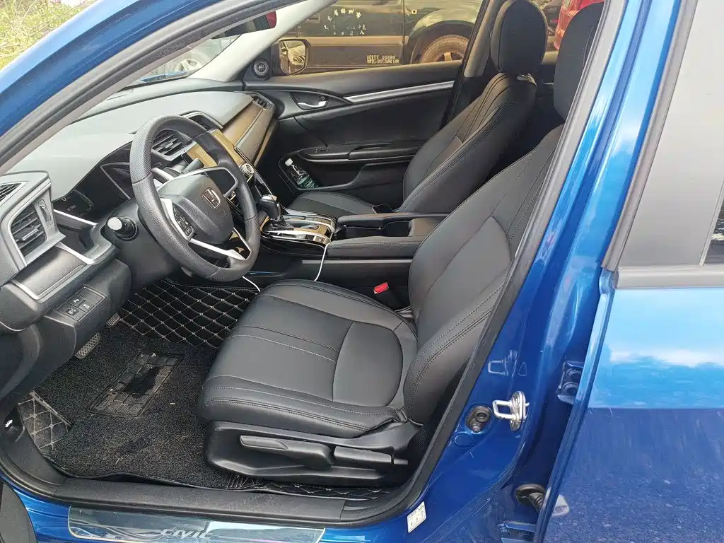 Honda Civic — миниатюра 15