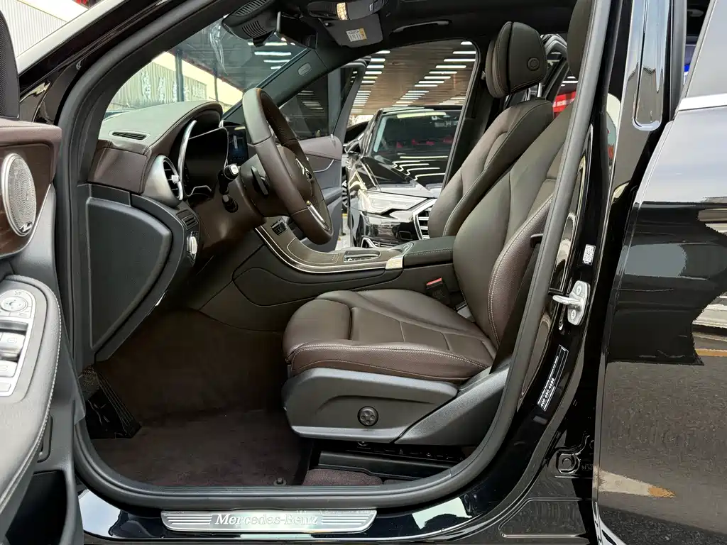 Mercedes-Benz GLC — миниатюра 9