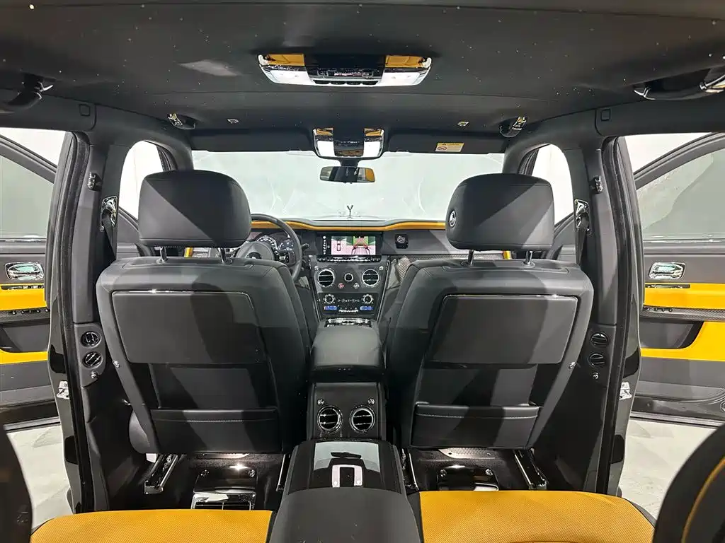 ROLLS-ROYCE CULLINAN