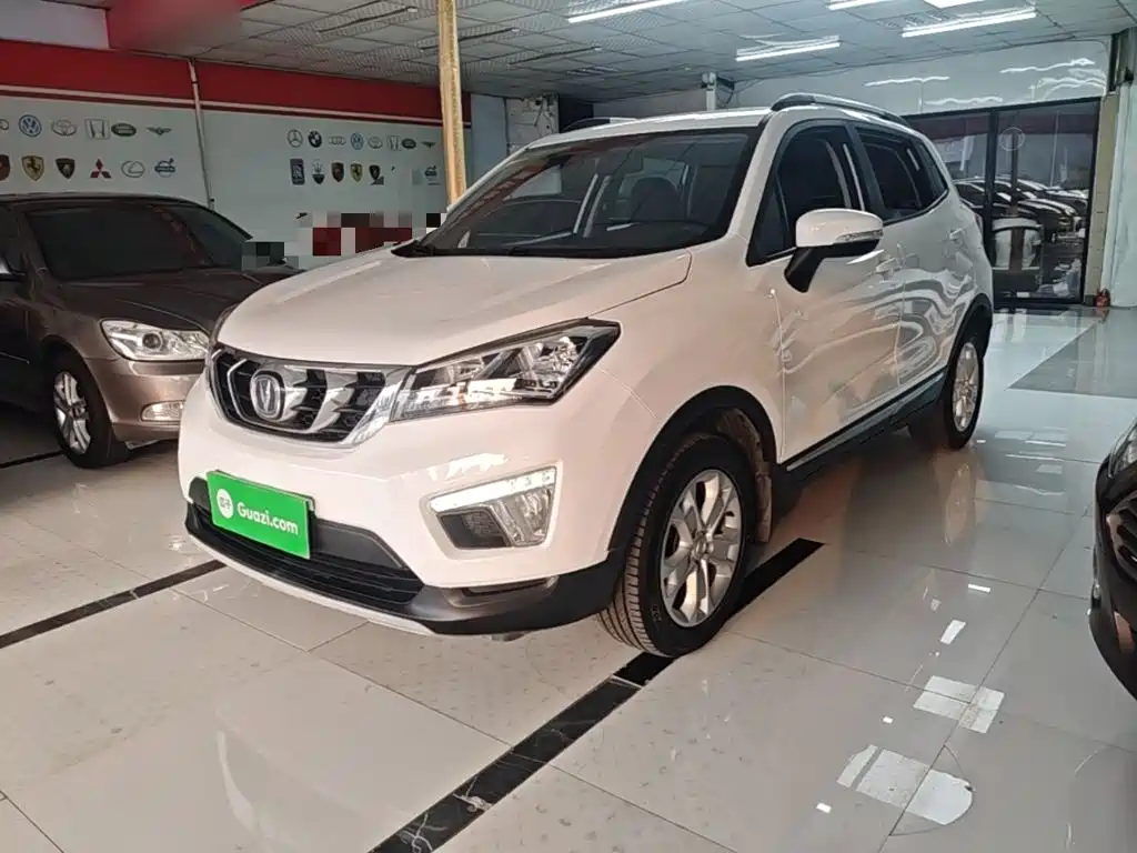 Changan CS15